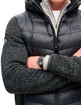 Chaqueta Superdry negra con mangas sudadera